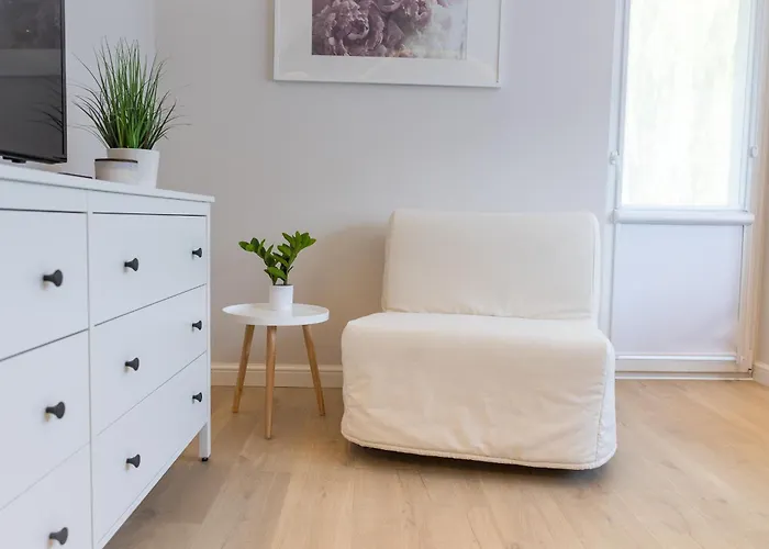 Przytulny Obok Jasnej Gory By Renters דירה צ'סטוצ'ובה